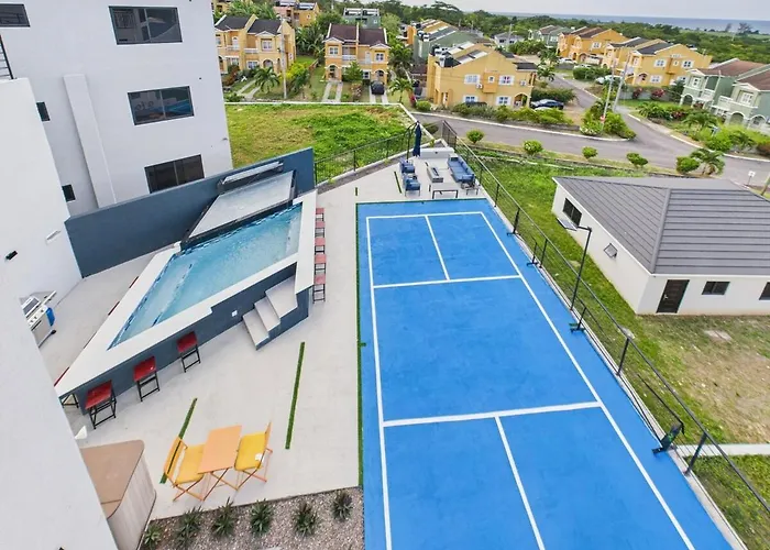 Villa Eco-luxe Ocean View Villa, Gated With Pickleball & Pool For 10