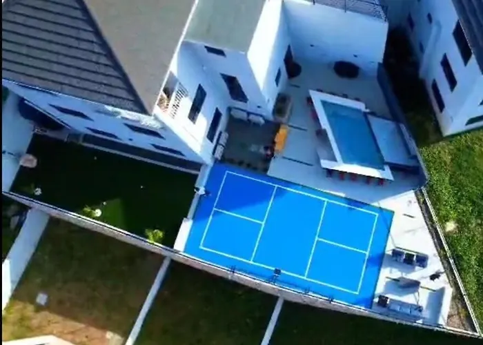Eco-luxe Ocean View Villa, Gated With Pickleball & Pool For 10