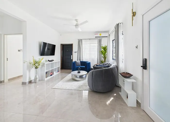 Eco-luxe Ocean View Villa, Gated With Pickleball & Pool For 10 Villa *