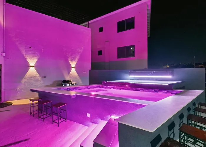 Eco-luxe Ocean View Villa, Gated With Pickleball & Pool For 10 *