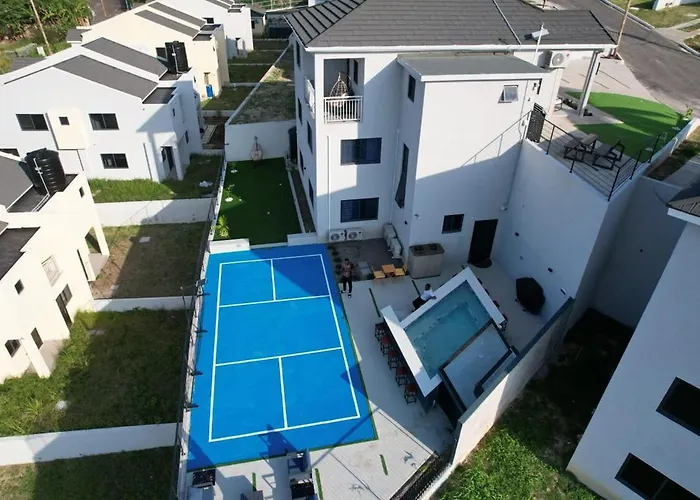 Eco-luxe Ocean View Villa, Gated With Pickleball & Pool For 10 * Runaway Bay