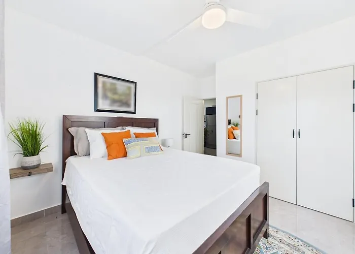 Eco-luxe Ocean View Villa, Gated With Pickleball & Pool For 10 * Runaway Bay