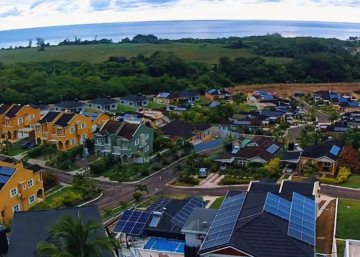 Villa Eco-luxe Ocean View Villa, Gated With Pickleball & Pool For 10