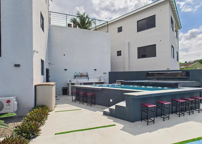 Villa Eco-luxe Ocean View Villa, Gated With Pickleball & Pool For 10 *
