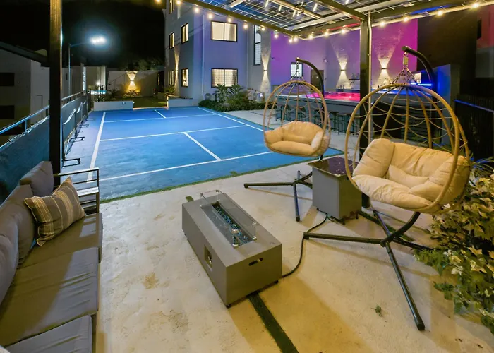 Eco-luxe Ocean View Villa, Gated With Pickleball & Pool For 10 * Runaway Bay